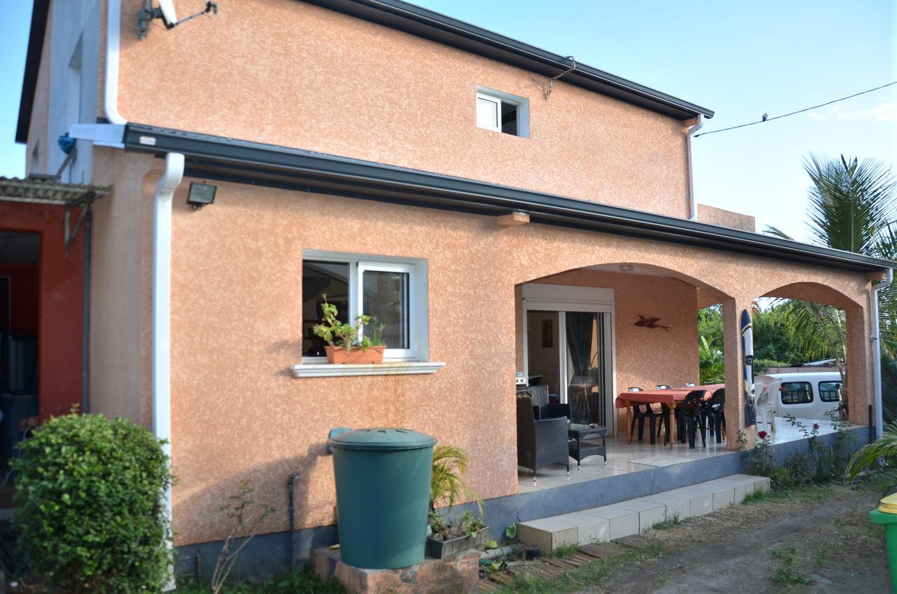 Chez Chouchou Bed and Breakfast Riviere Saint-Louis Exteriör bild